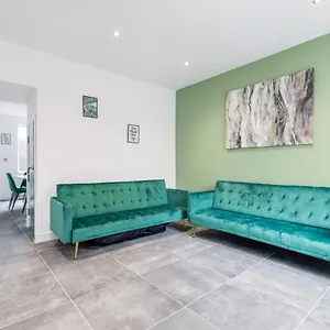 Apartment Willow House By Sasco, Blackpool