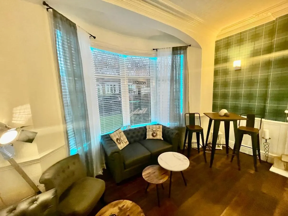 ****  North Crest Bed & Breakfast Blackpool United Kingdom