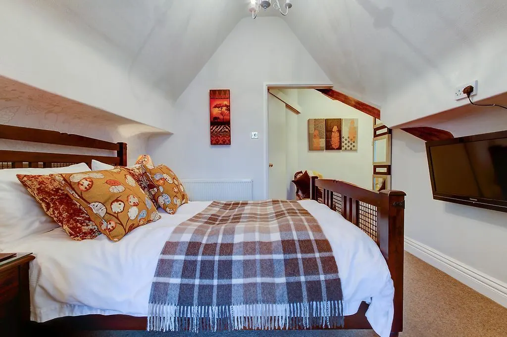 North Crest Bed & Breakfast Blackpool